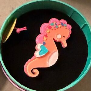Erstwilder Stevie the Seahorse Brooch